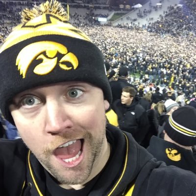 Profile Picture of Eric Pierce (@piercee11) on Twitter