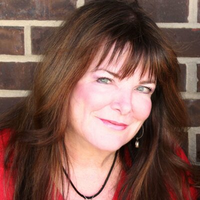 Profile Picture of Victoria J Dow (@almostmagicllc) on Twitter