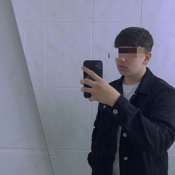Profile Picture of Edmond (@edmond.43) on Tiktok