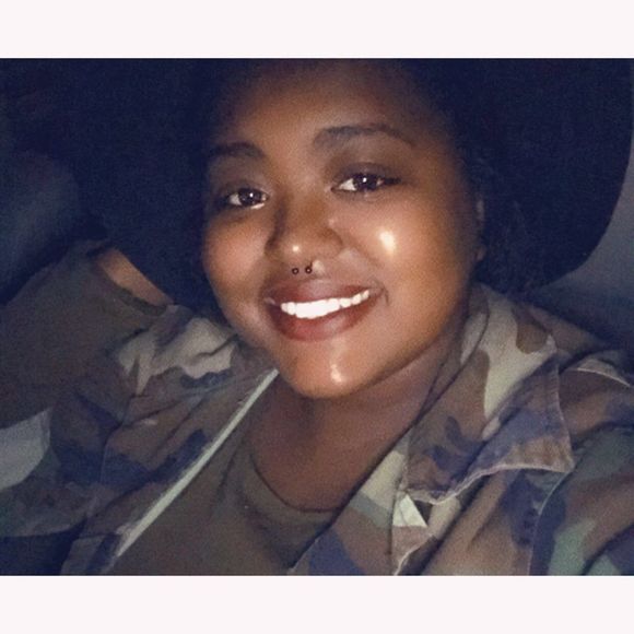 Profile Picture of Jayy Pickles (@jayyp10) on Poshmark