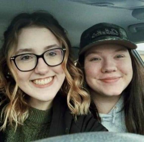 Profile Picture of Shealynn Hughes (@shealynn617) on Poshmark