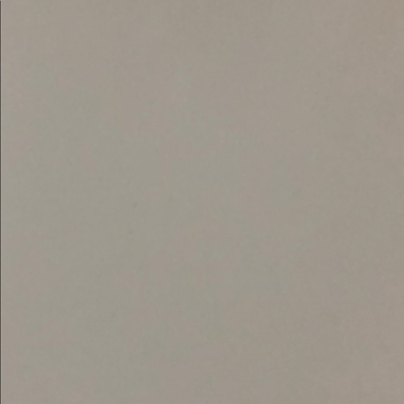 Profile Picture of Alicia Lara (@alicia2men) on Poshmark