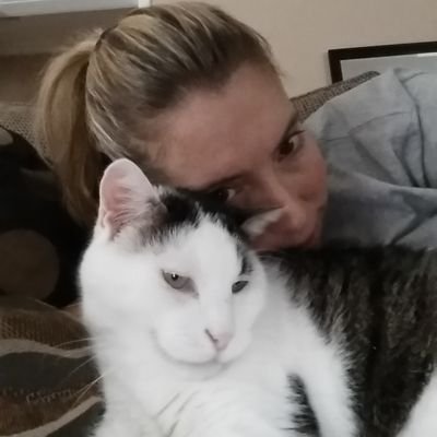 Profile Picture of Amy Prior (@asp2013) on Twitter