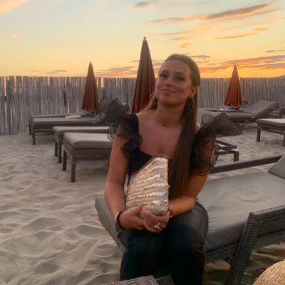 Profile Picture of Lisa Laurent (@LisaLaurent2) on Twitter