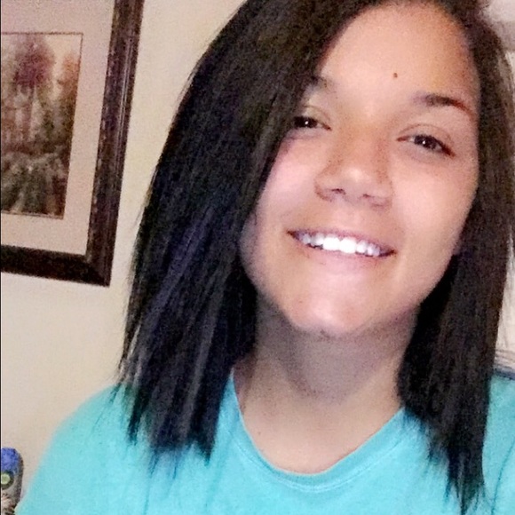 Profile Picture of Morgan Kinnard (@mokinnard) on Poshmark