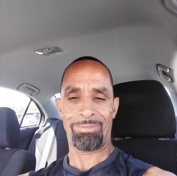 Profile Picture of Jorge Alicea (@jorgealicea) on Poshmark