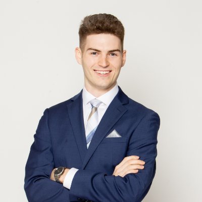 Profile Picture of Jonathan Strange (@StrangeJonathan) on Twitter