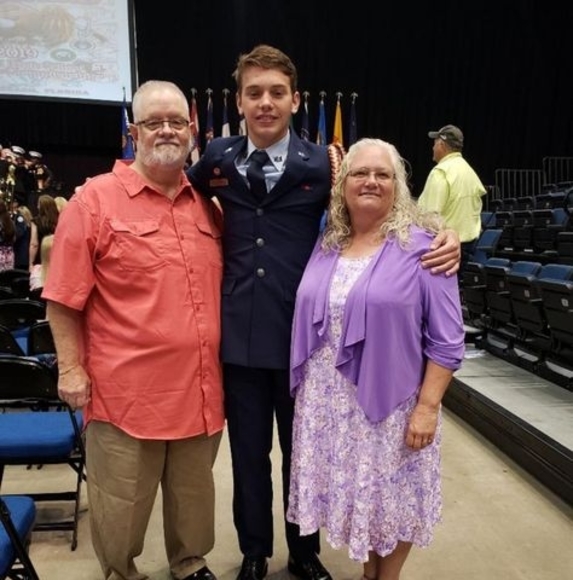 Profile Picture of Avery Wade (@averywade13) on Poshmark