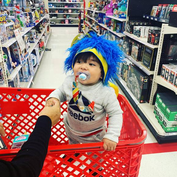 Profile Picture of Julian Navarro (@julian1207) on Poshmark