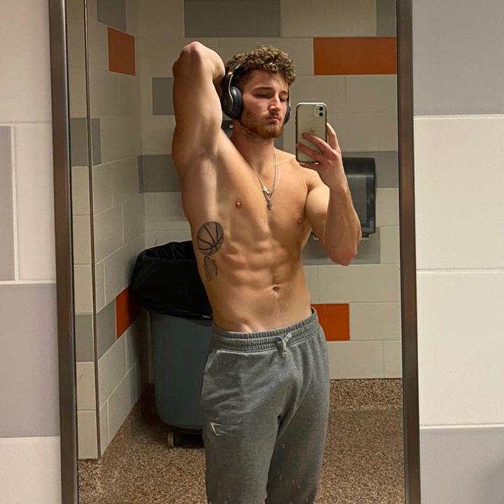 Profile Picture of Jordan M (@@jordanshreds) on Tiktok