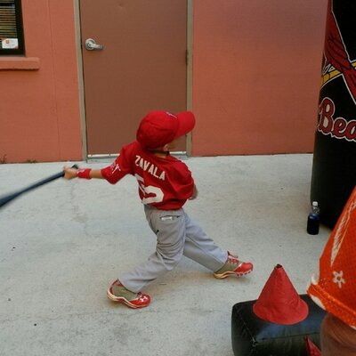 Profile Picture of Mike Zavala (@_mikezavala) on Twitter