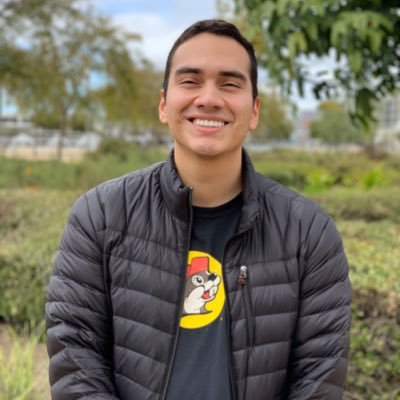 Profile Picture of Robert Blanco (@MrRobertBlanco) on Twitter