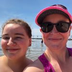 Profile Picture of Robin Karraker (@rock_n_rob_n) on Instagram