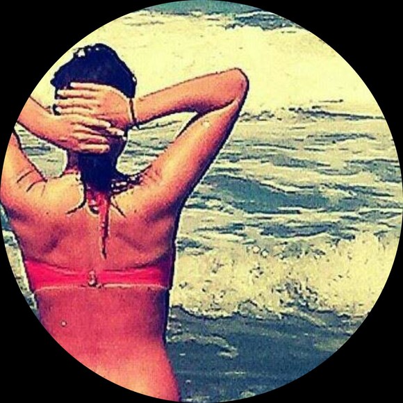 Profile Picture of S Bortzer (@sbortzer) on Poshmark