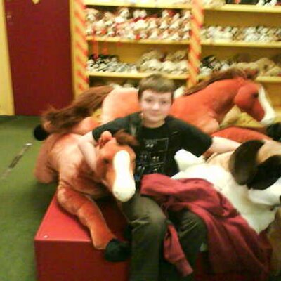 Profile Picture of Max Goldman (@maxacgoldman) on Twitter