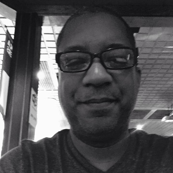 Profile Picture of Scott Houston (@scottazwork) on Poshmark