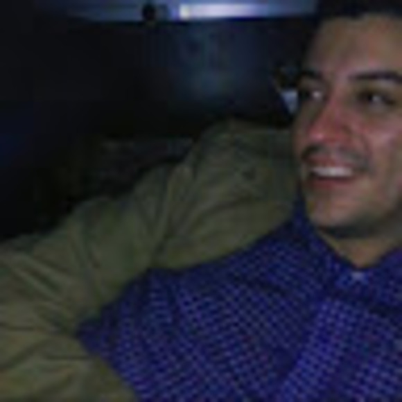 Profile Picture of Robert Dible (@robertdible) on Poshmark