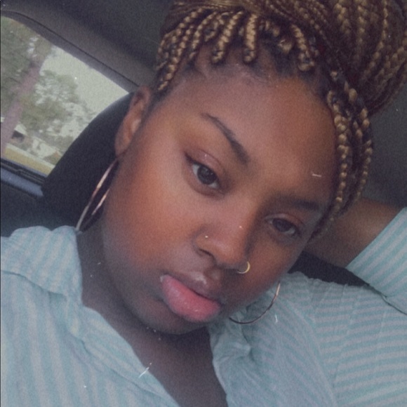 Profile Picture of Jasmine Stokes (@jasminestokes12) on Poshmark