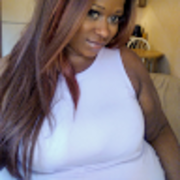 Profile Picture of D Blackson (@dorisblackson) on Poshmark