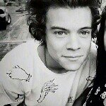 Profile Picture of Little Monster (@harryloveshim) on Instagram