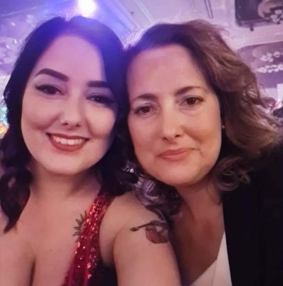 Profile Picture of Tania Ciccarone (@tania190975) on Poshmark