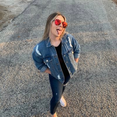Profile Picture of Christena Lynn (@DeckerChristena) on Twitter