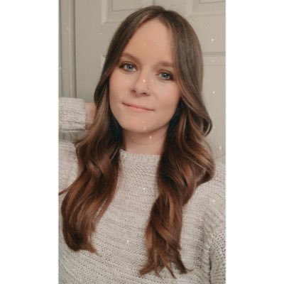 Profile Picture of Danielle Wilson ☀️ (@alphabetgirll) on Twitter