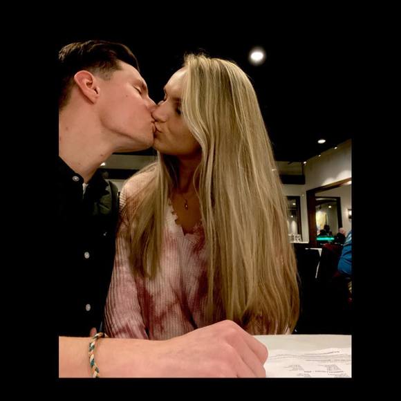 Profile Picture of Aria Stanforth (@ariastanfort) on Poshmark