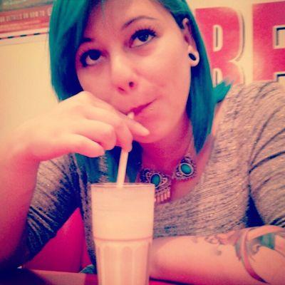 Profile Picture of Vicky Brown ♡ (@Vickyb_tattoos) on Twitter