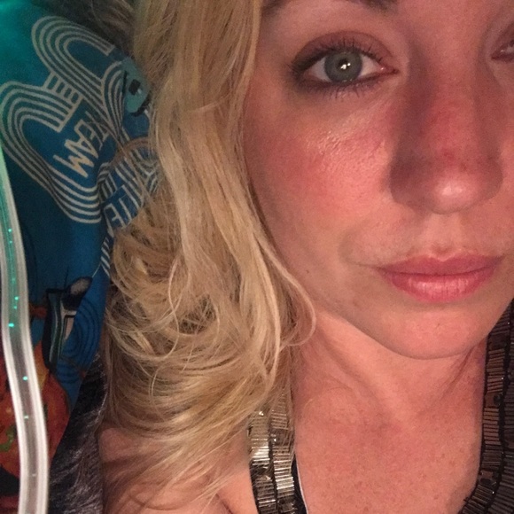 Profile Picture of Casey Welby (@caseywelby) on Poshmark