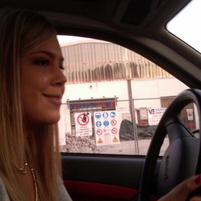 Profile Picture of Lucia Testa (@LuciaLuciatee) on Twitter
