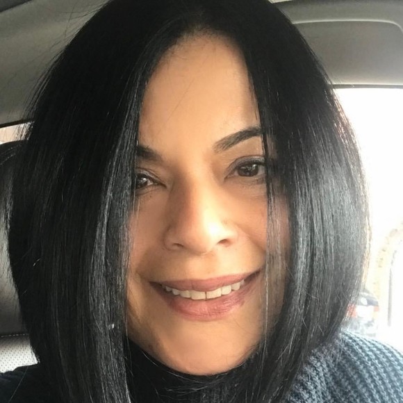 Profile Picture of Ethel Coffinas (@eec411) on Poshmark