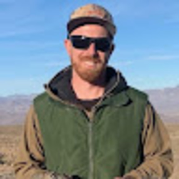 Profile Picture of Benjamin Turner (@i_ride_tahoe) on Poshmark