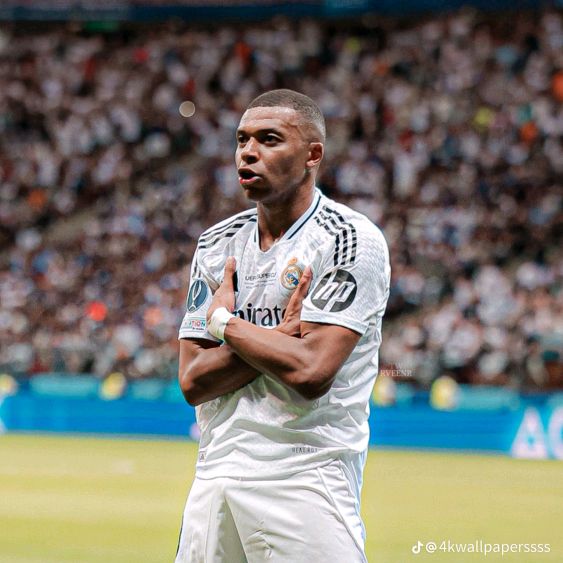 Profile Picture of @jeremy agustin1 (@jeremy.agustin13) on Tiktok