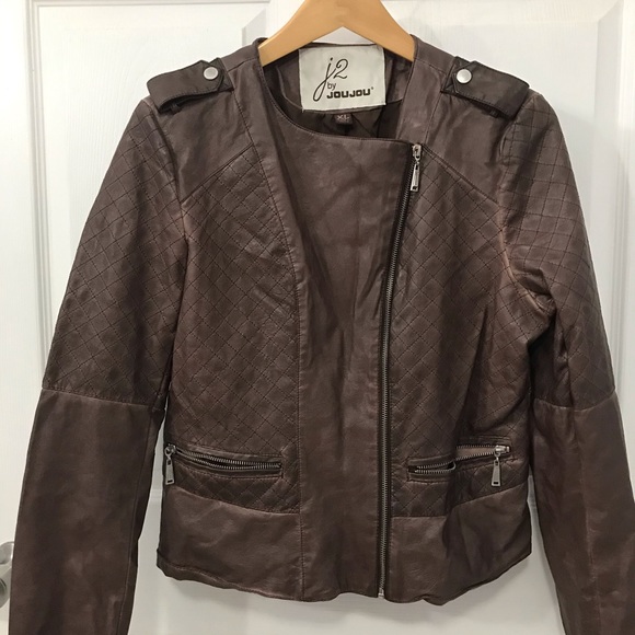 Profile Picture of Ivy rose Penaflor (@lewis102212) on Poshmark