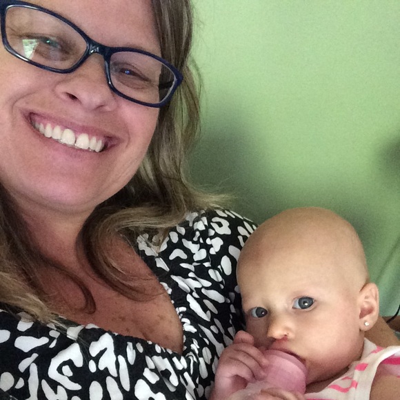 Profile Picture of Debra Osmolinski (@shydeb88) on Poshmark