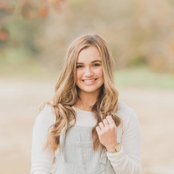 Profile Picture of Jaden Brock (@jadenbrock) on Poshmark