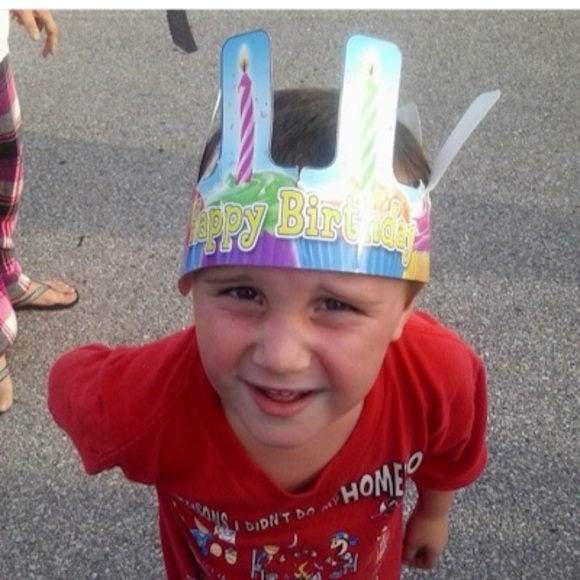 Profile Picture of Brian Vine (@vinebrian36) on Poshmark