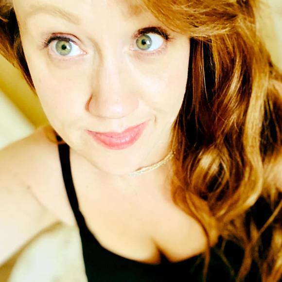 Profile Picture of Amy Arnemann (@missamyalyssa) on Poshmark