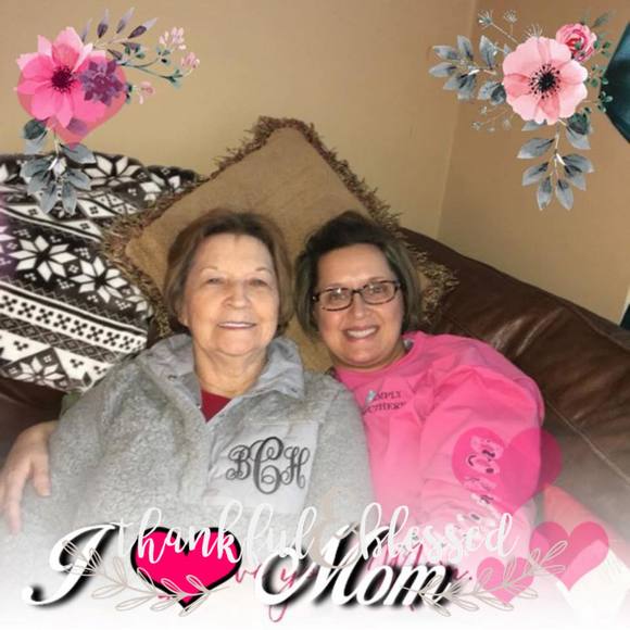 Profile Picture of Lisa Wheeler (@ahwheeler71) on Poshmark