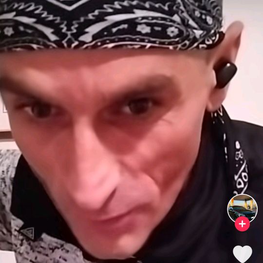 Profile Picture of John bones (@john.bones81) on Tiktok