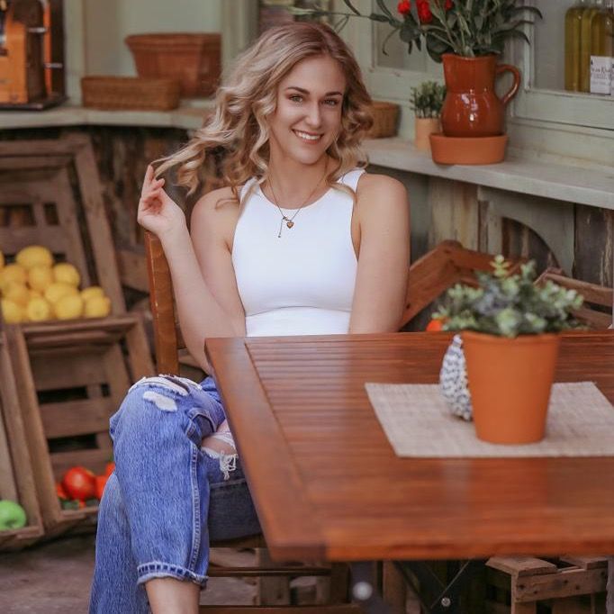 Profile Picture of Vivian Doll (@vivian_doll) on Tiktok