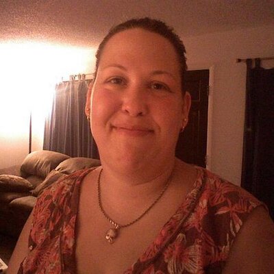 Profile Picture of Dorothy Albertson (@desertflower75) on Twitter