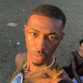 Profile Picture of Julez Lorenzo🪐✨ (@julezlorenzo) on Instagram