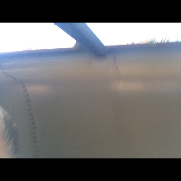 Profile Picture of Sienna Ramirez (@siennaramirez) on Poshmark