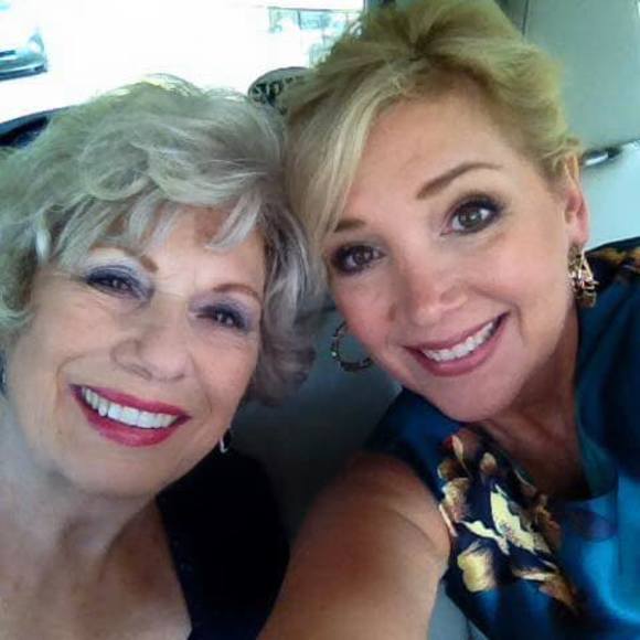 Profile Picture of Lynn Pischke (@lynnpischke) on Poshmark