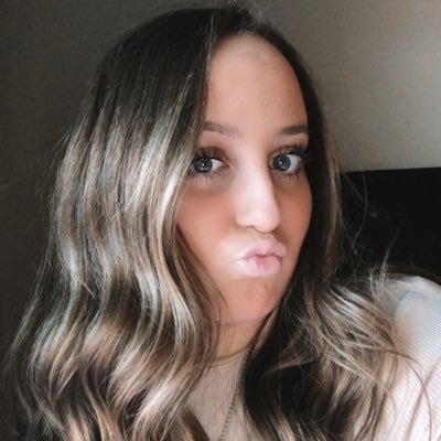 Profile Picture of Leah Henley (@leahhenley_) on Twitter