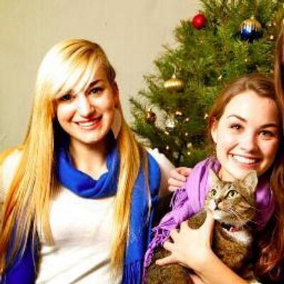 Profile Picture of Leah Royal (@LeahMRoyal) on Twitter