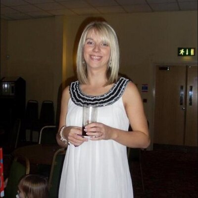 Profile Picture of Sarah Constable (@sazzles81) on Twitter