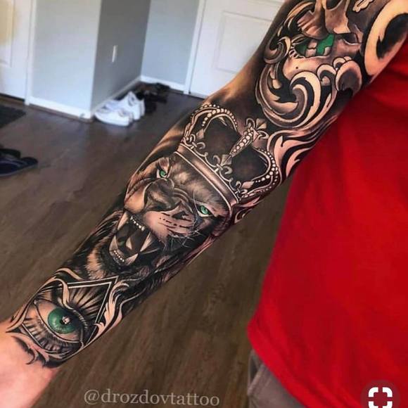 Profile Picture of Michael William (@mikedamergi1987) on Poshmark